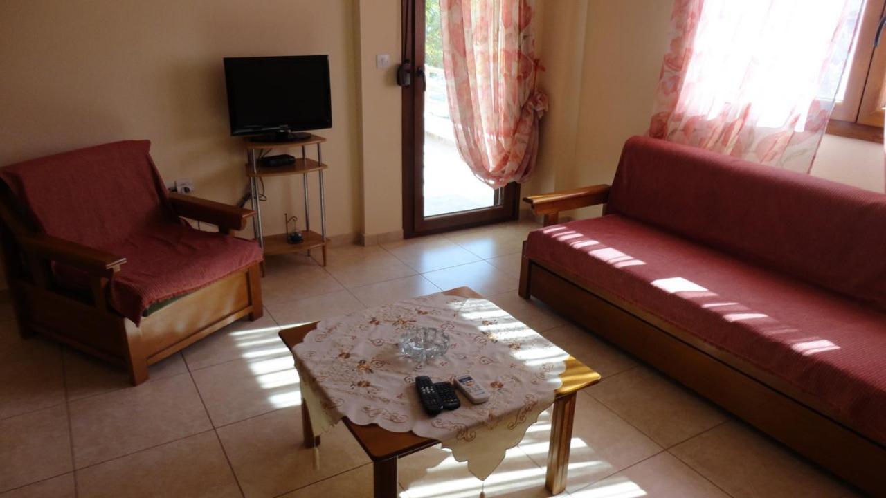 Appartement Επινειο/Epinio à Nikiti  Extérieur photo